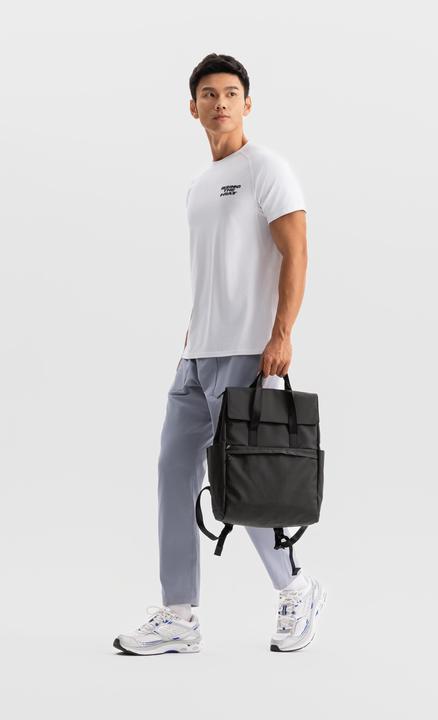 Actual product image Decathlon Rucksack mit Laptopfach wasserabweisend - 15 l (15 l)
