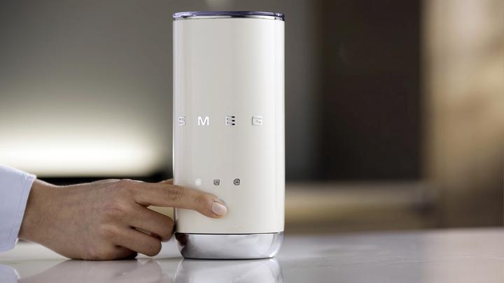 Produktbild Smeg Milchaufschäumer (180 ml)