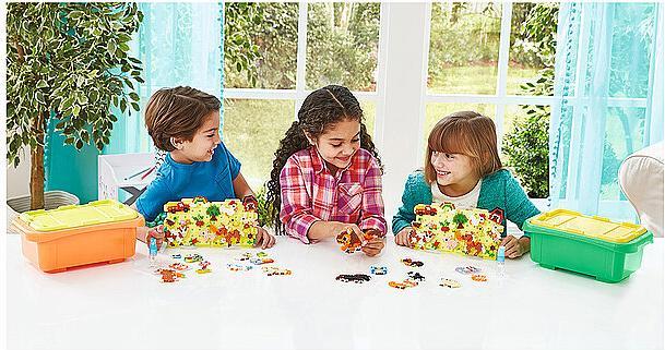 Actual product image Aquabeads Mega Box Farm