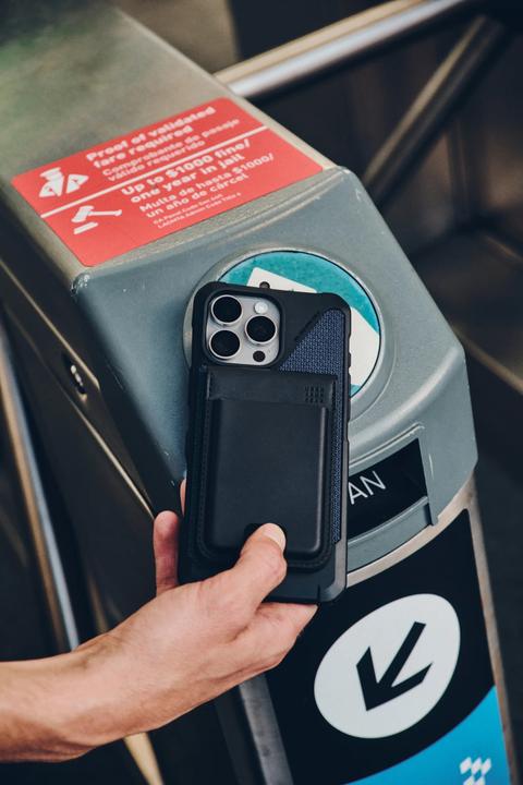 Produktbild UAG Metropolis Wallet PU (Apple iPhone 15, Apple iPhone 13 mini, Apple iPhone 14 Plus, Apple iPhone 15 Pro Max, Apple iPhone 16 Plus, Apple iPhone 12 Pro Max, Apple iPhone 13 Pro Max, Realme 12 Pro+, Apple iPhone 12 mini, Apple iPhone 16 Pro Max, Apple iPhone 14, Apple iPhone 14 Pro Max)