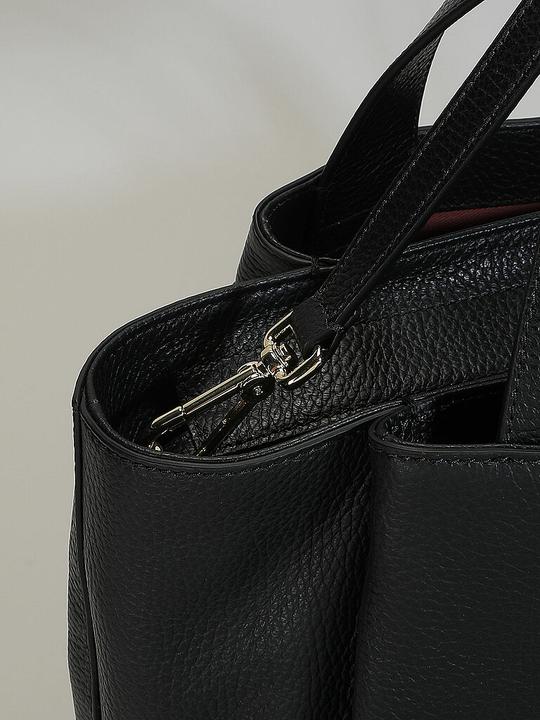 Actual product image Coccinelle Malory 1802 handbag