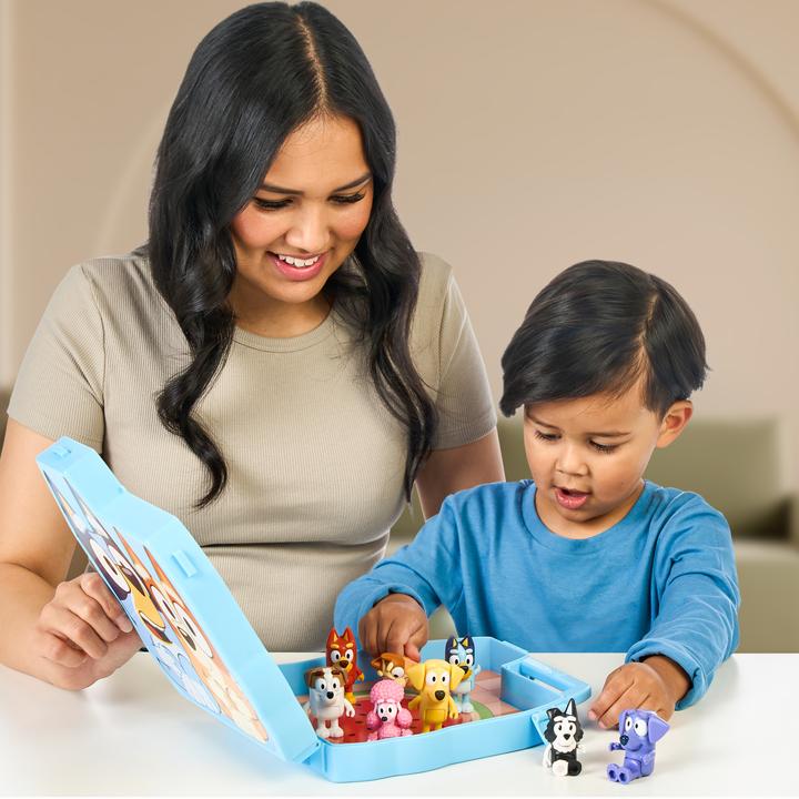 Actual product image Moose Bluey Play & Go Collectors Case