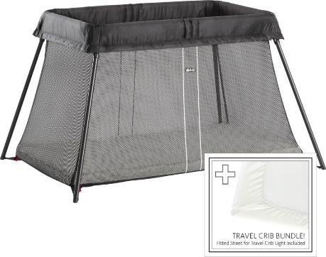 Actual product image BabyBjörn Travel Crib Light with fitted sheet