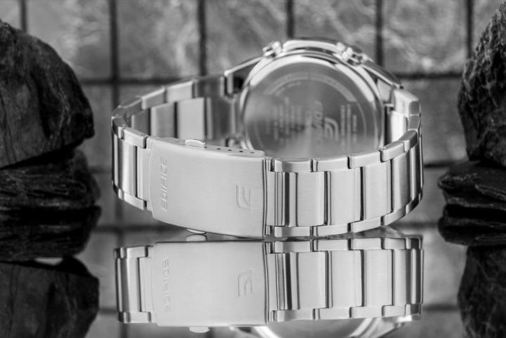 Produktbild Casio Edifice (Chronograph, 47 mm)