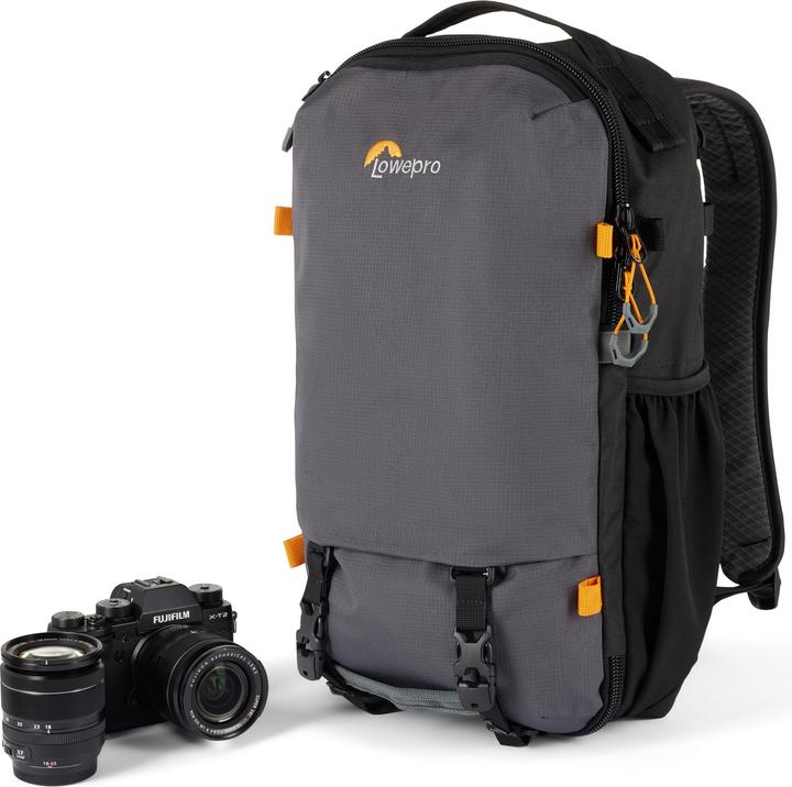 Actual product image Lowepro Trekker Lite Backpack 150 grey (Photo backpack, 18.50 l)
