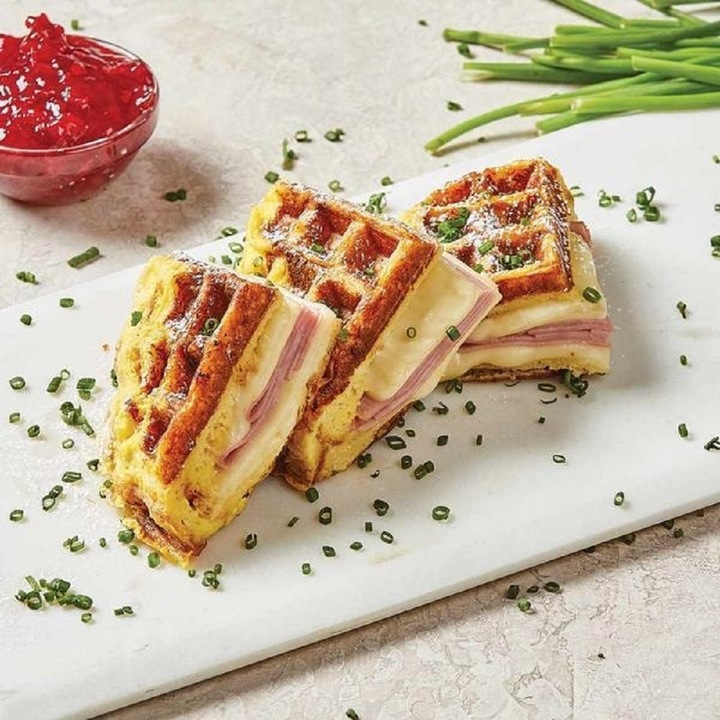 Actual product image MediaShop POW XL Waffle Iron Waffle Star