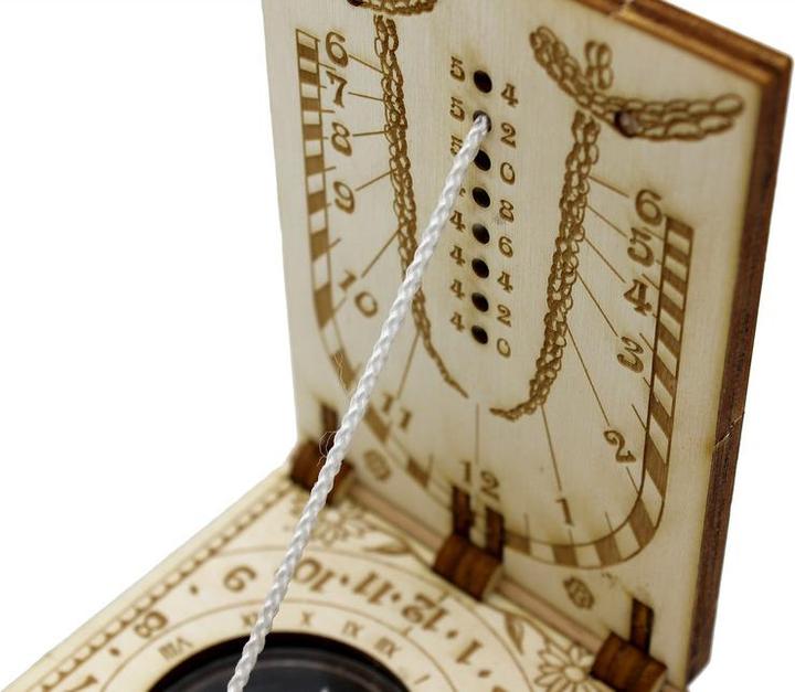 Actual product image Taschen-Sonnenuhr mit Kompass / Pocket Sundial with compass
