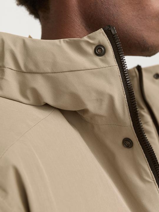 Produktbild Jack & Jones Jjekeen Parka Sn (L)