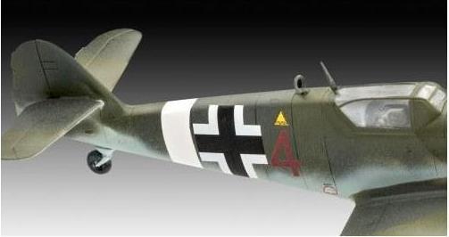 Produktbild Revell Combat Set Bf109G-10 & Spitfire Mk.V