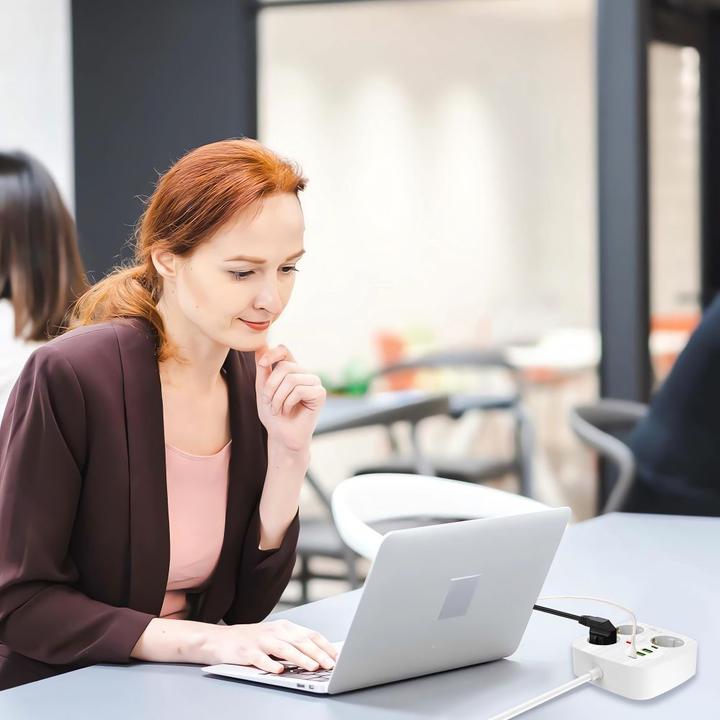 Actual product image Tech-Protect PCS3X4 Steckdosenleiste, 3 Steckdosen, 2xUSB-A, 2xUSB-C 200 cm - weiss (3x, USB-A, USB-C, 2 m)