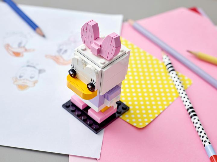 Image du produit LEGO BrickHeadz Daisy Duck 40476 (40476, LEGO Brickheadz, LEGO difficiles à trouver)