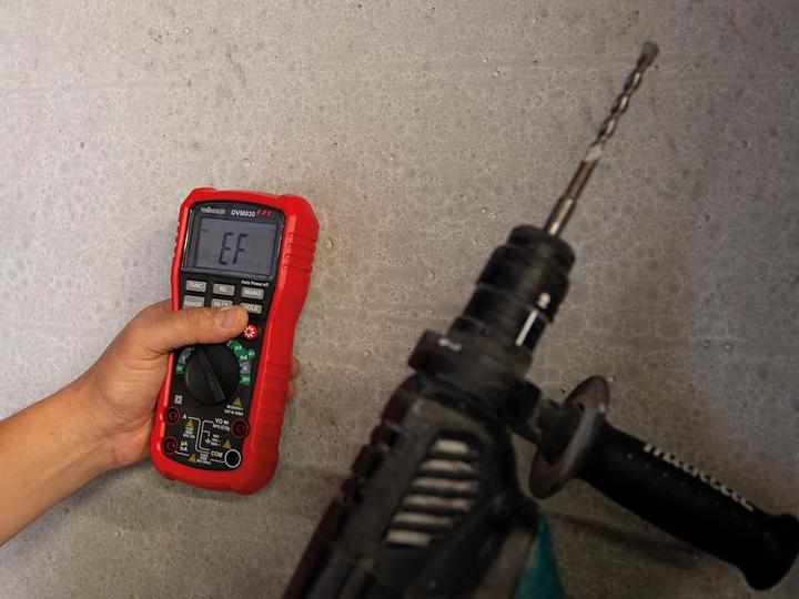 Actual product image Velleman Robust true RMS digital multimeter with automatic measuring range - CAT III - 1000 V - 8 Fu (CAT III 1000V)