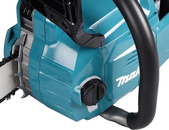 Actual product image Makita UC015GT101 Akumuliatorinis grandininis pjūklas, 40Vmax XGT, BL4050F, DC40RA, BL-motor 350mm, 25.5 m/ (Battery chain saw)