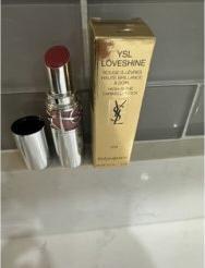 Immagine prodotto Yves Saint Laurent Loveshine Rouge Volupte Shine Rossetto 209 (209 Desiderio Rosa)