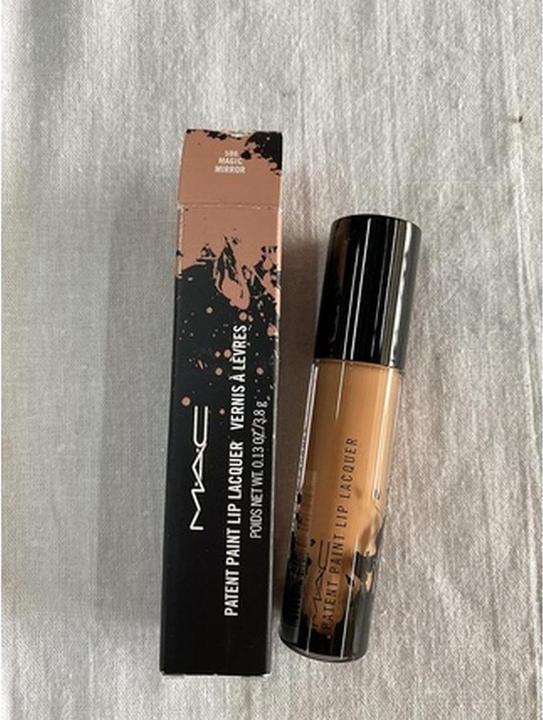 Immagine prodotto MAC Cosmetics Patent Paint Lip Lacquer Patent Pleasure (Specchio magico)