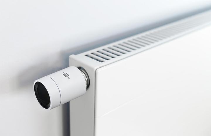 Actual product image Brennenstuhl Connect Zigbee radiator thermostat Connect 01