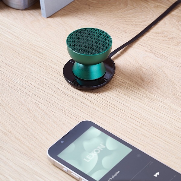Actual product image Lexon Tamo Głośnik Bluetooth ciemnozielony/dark green LA131DG1