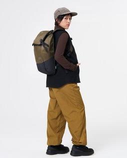 Actual product image Aevor Daypack Proof Olive Gold (28 l)
