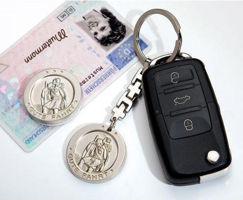 Actual product image Gilde Metal Keychain Good Trip