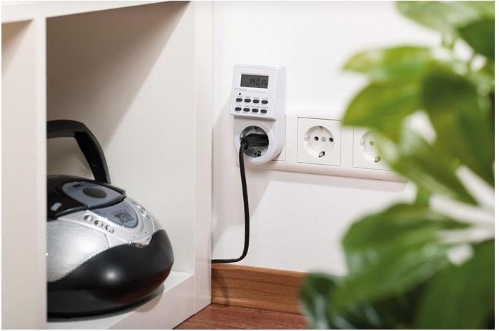Actual product image Brennenstuhl DZ20