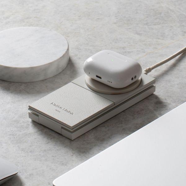 Actual product image Native Union Rise 3-In-1 Qi2 Wireless Charger Sandstone (15 W)