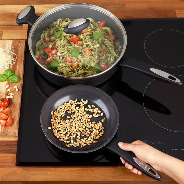 Actual product image Zyliss Ultimate (28 cm, Frying pan, Aluminium)