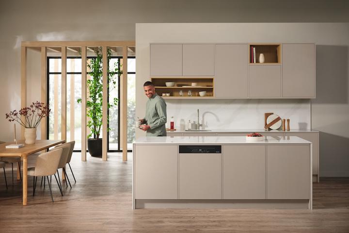 Actual product image Miele G 25415-60 i XXL Active Plus
