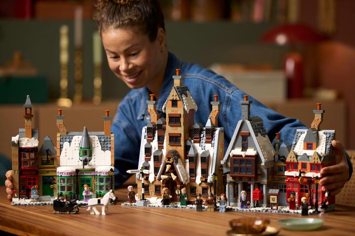 Produktbild LEGO Harry Potter - Hogsmeade Village Collector’s Edition (76457) (76457, LEGO Harry Potter)
