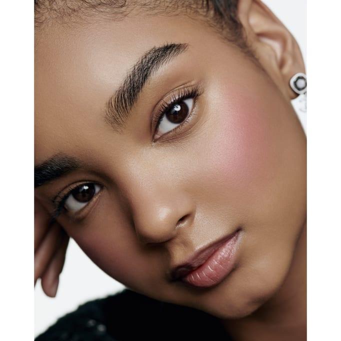 Produktbild Chanel Rouge Noir Confidence