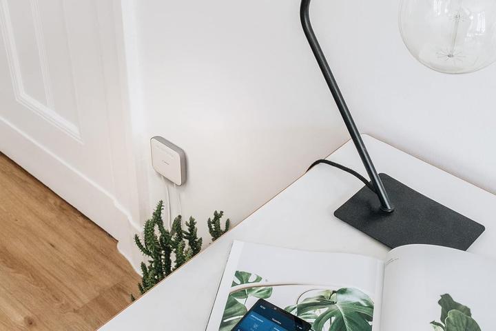 Immagine prodotto Bosch Hausgeräte Kit avvio sicurezza casa intelligente con rilevatore fumo e sensore porte/finestre, controllo app