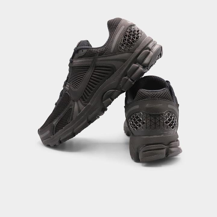 Produktbild Nike Zoom Vomero 5 (44)