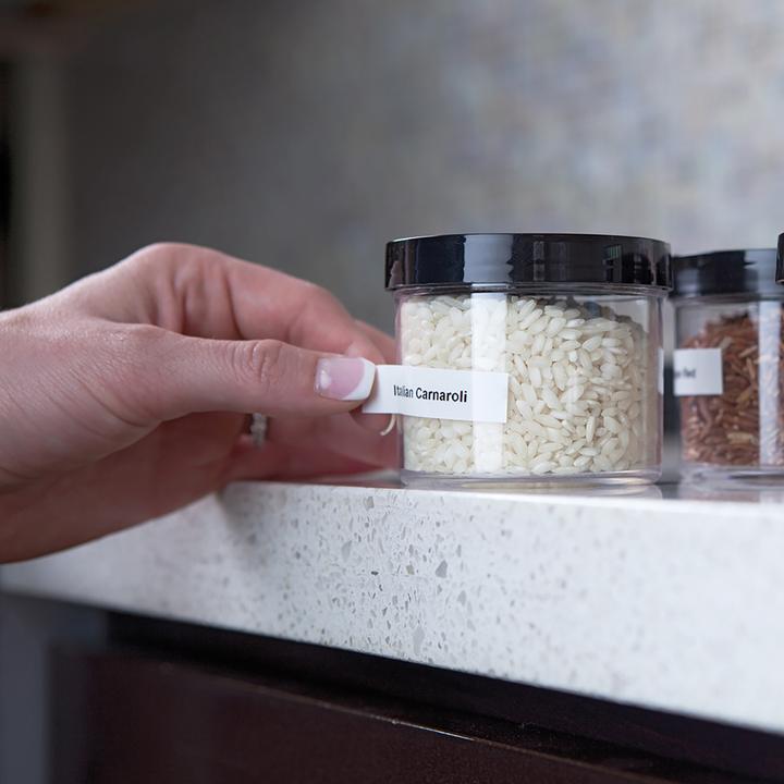 Actual product image Dymo S0720680 Standard Tape (0.90 cm, White, Black)