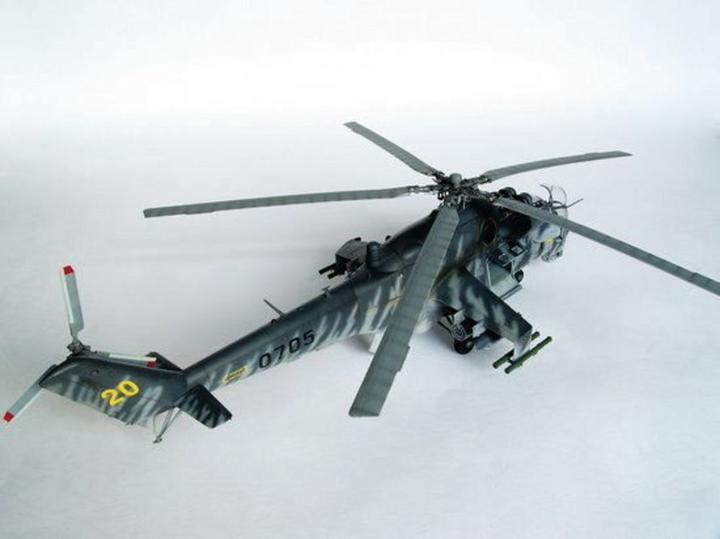 Actual product image Trumpeter Mil Mi-24 V Hind-E