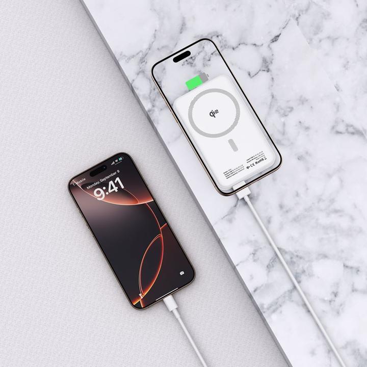 Productafbeelding Tech-Protect Powerbank PB24 LIFEMAG QI2 MAGSAFE POWER BANK 10000MAH Wit (15 W)