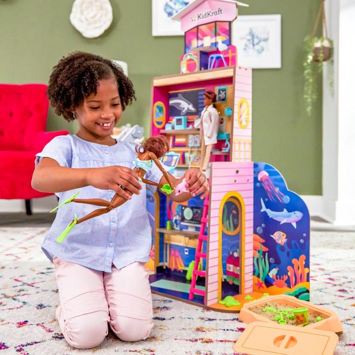 Actual product image KidKraft Doll's house 2-in-1 beach and rescue centre