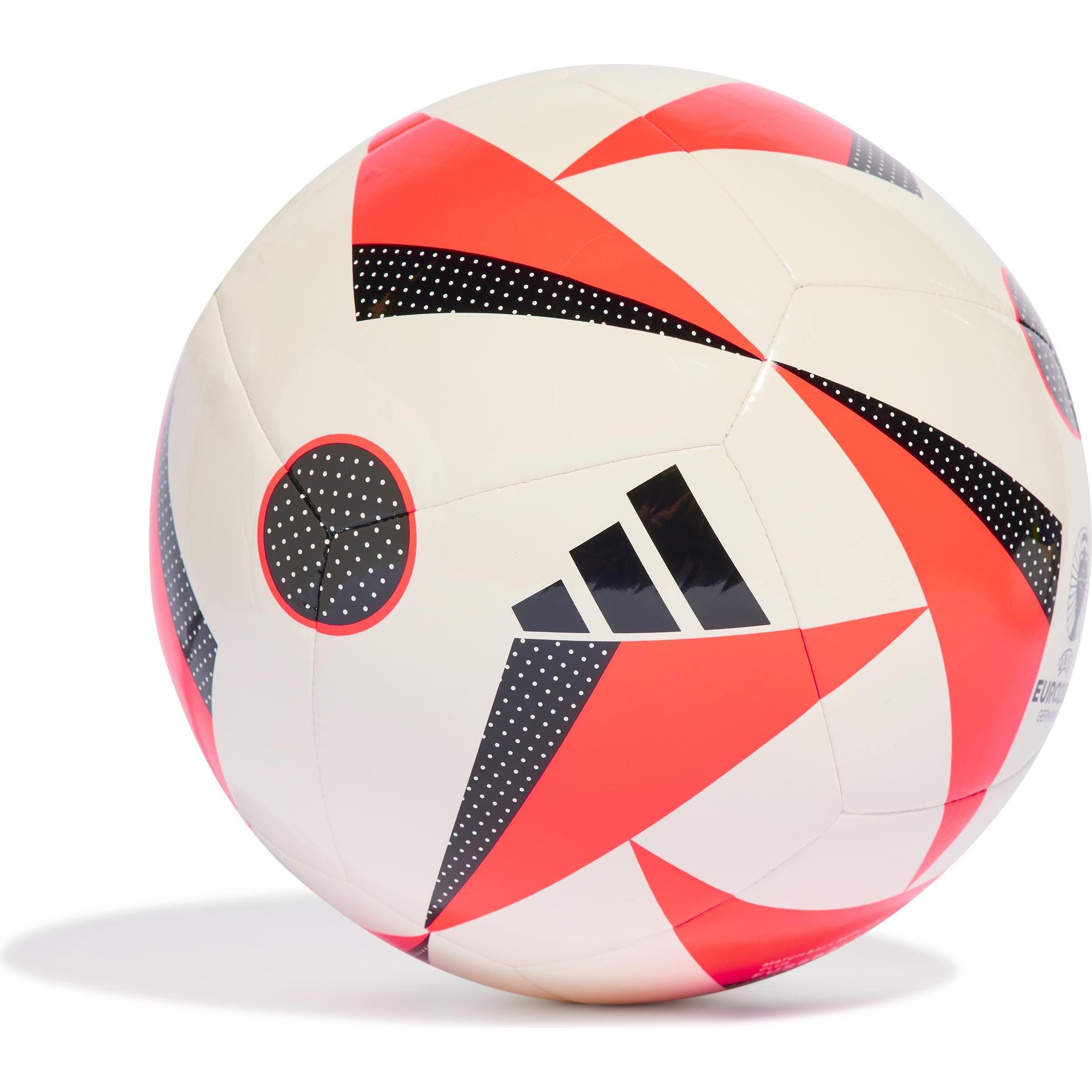 adidas, Fussball