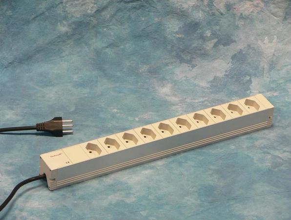 Image du produit Schroff 60110-246 Bâti de prises 19" 10 éléments, CH (10x, Type 13, 2 m)