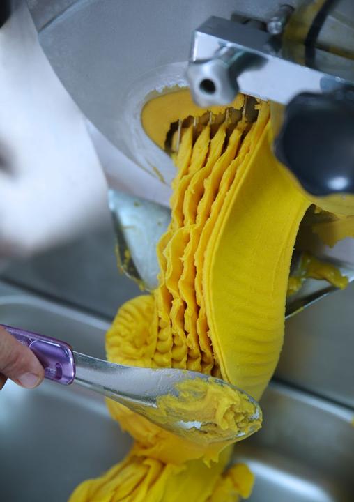 Image du produit Hendi Spatule à glace avec manche en Tritan Jaune (Boules de glace)