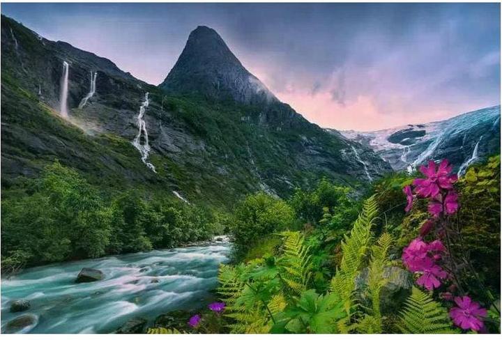 Productafbeelding Ravensburger Puzzel 12000811 - Adembenemende bergsfeer - 4000 stukjes puzzel voor volwassenen vanaf 14 (4000 onderdelen)