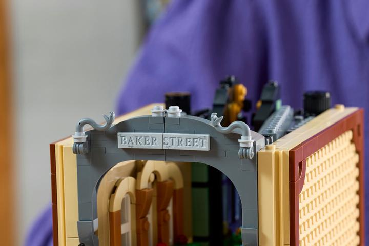Actual product image LEGO Sherlock Holmes: Bücherstütze (10351, LEGO Icons)