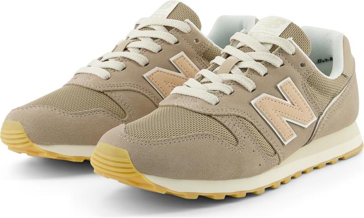 Actual product image New Balance 373 (40)