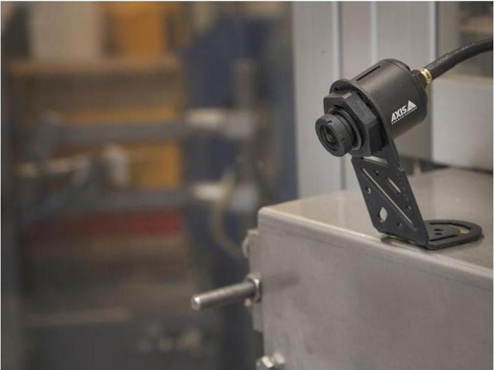 Actual product image Axis F2105-RE STANDARD SENSOR (Network Video Recorder (NVR))