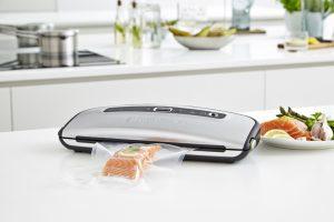 Productafbeelding FoodSaver FFS015X vacuümverpakkingsmachine 800 mbar Zwart, Zilver
