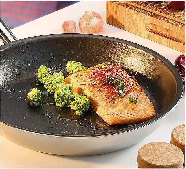 Immagine prodotto Spring Vulcano Classic (24 cm, Padella per friggere, Alluminio, Acciaio inossidabile)