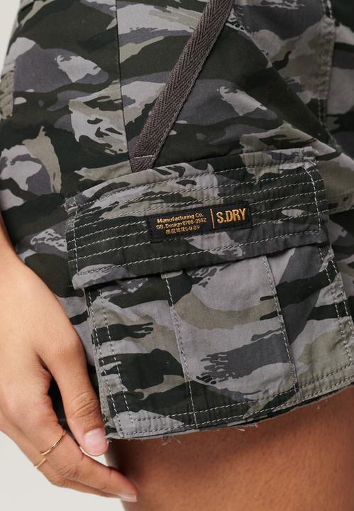 Produktbild Superdry Utility Parachute Rock (38)