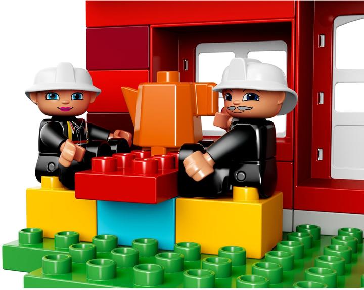 Actual product image LEGO Fire brigade headquarters (10593)
