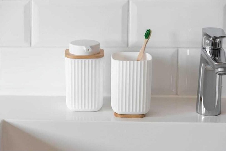 Actual product image Wenko Rotello