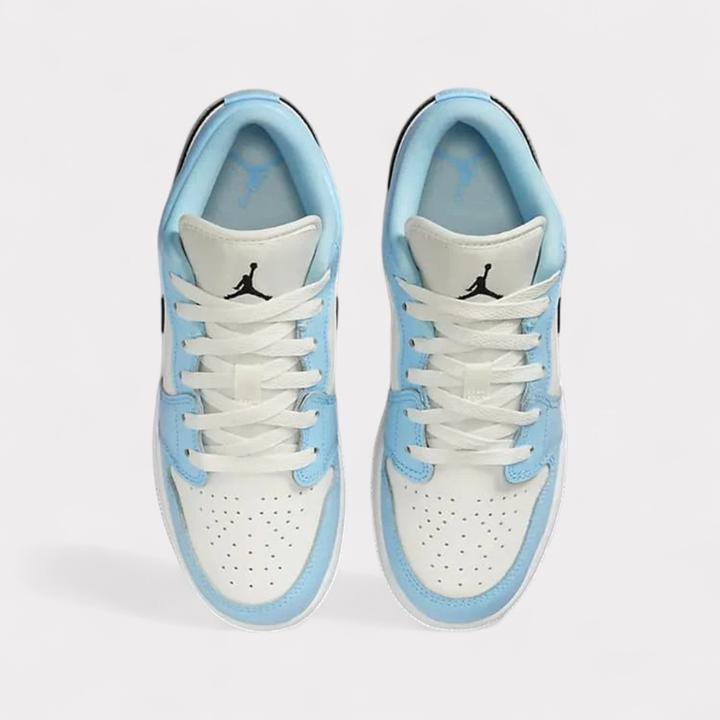 Image du produit Nike Air Jordan 1 (40)