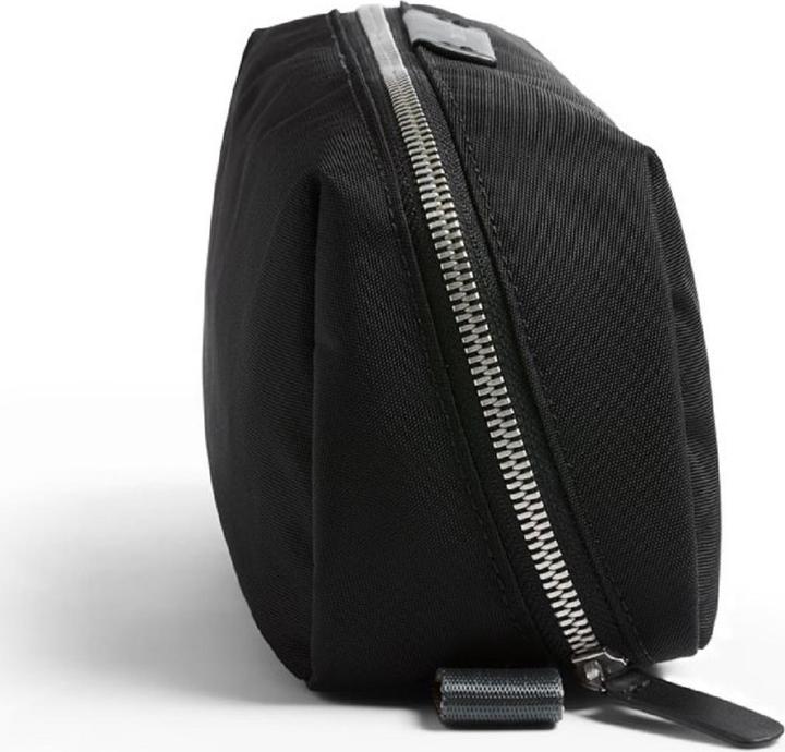 Actual product image Bellroy Toiletry Kit Plus