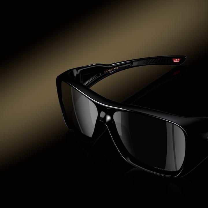 Actual product image Oakley Chaminade (Black glossy, Polished black, Prizm Black)